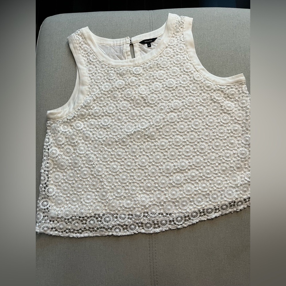 RW&CO. White Lace Sleeveless Top